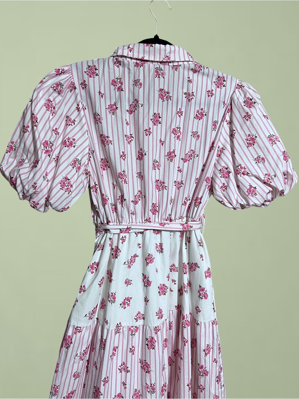 Pink & White Floral Tiered Cotton Puff Sleeve Dress Sz Medium - Picture 10 of 12